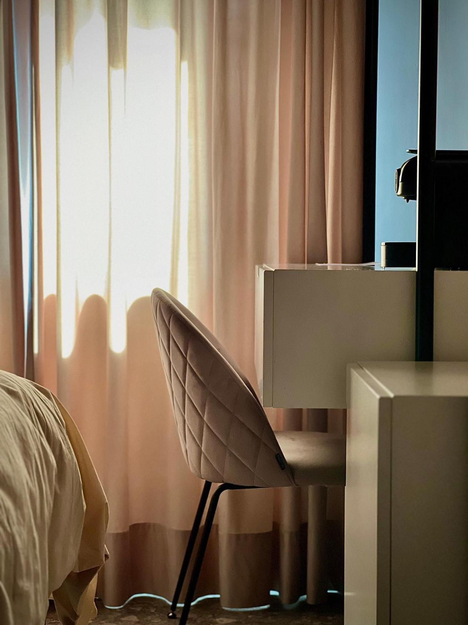 Rex Hotel Boutique ティラナ エクステリア 写真