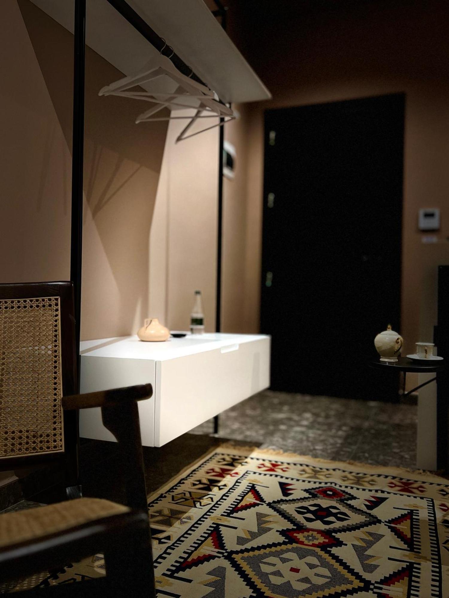 Rex Hotel Boutique ティラナ エクステリア 写真