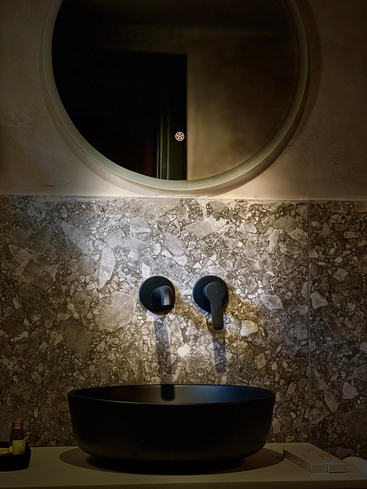 Rex Hotel Boutique ティラナ エクステリア 写真
