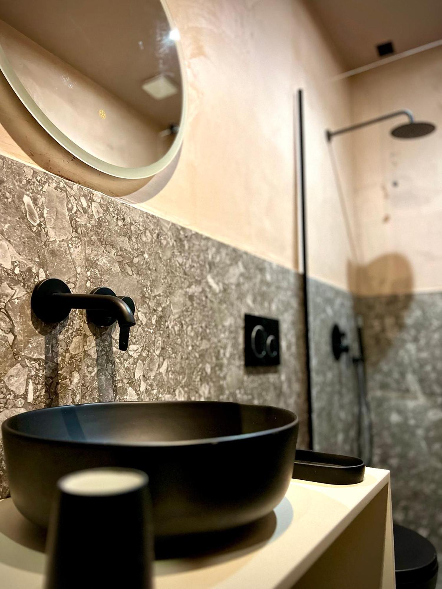 Rex Hotel Boutique ティラナ エクステリア 写真